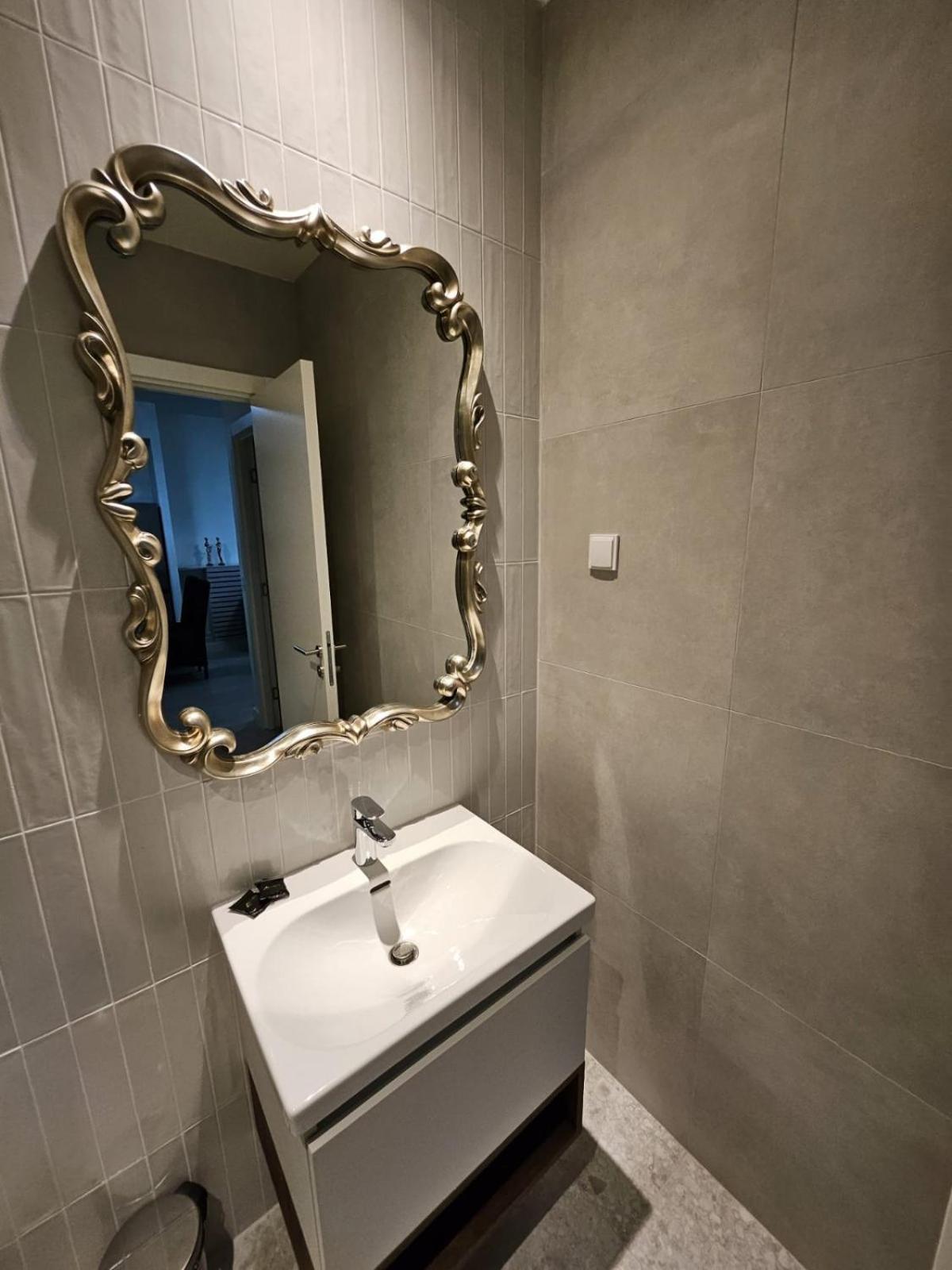 Fors Belgrade Waterfrontアパートメント エクステリア 写真